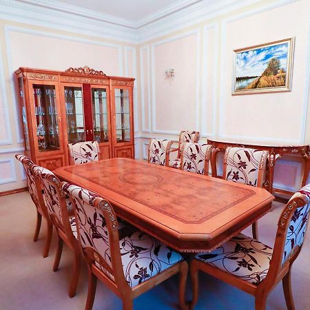 Vip Apartments Dipservice Hall Minsk Extérieur photo